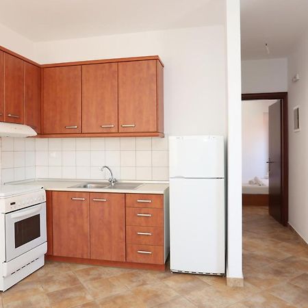 Palia Platia Apartments Пефкохори Екстериор снимка