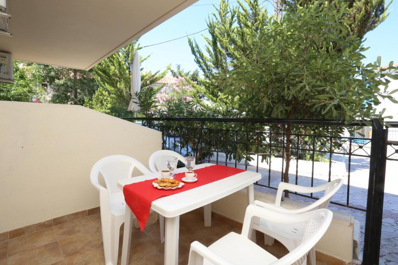 Palia Platia Apartments Пефкохори Екстериор снимка